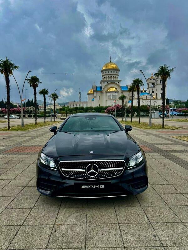 Mercedes Benz - E 220 - CDI