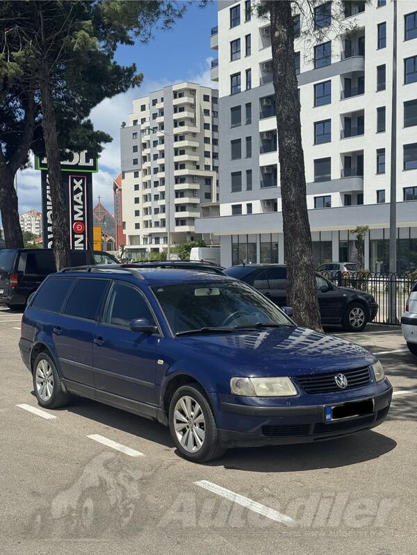 Volkswagen - Passat