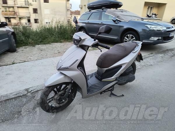 Motron - 125 CC 4t