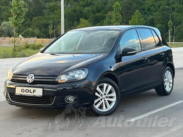 Volkswagen - Golf 6 - 1.6tdi Style