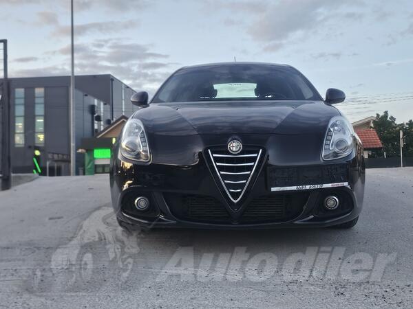 Alfa Romeo - Giulietta - Top
