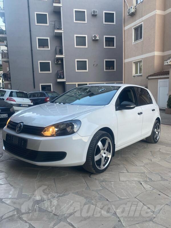 Volkswagen - Golf 6 - 1.6tdi 77 kw-2011