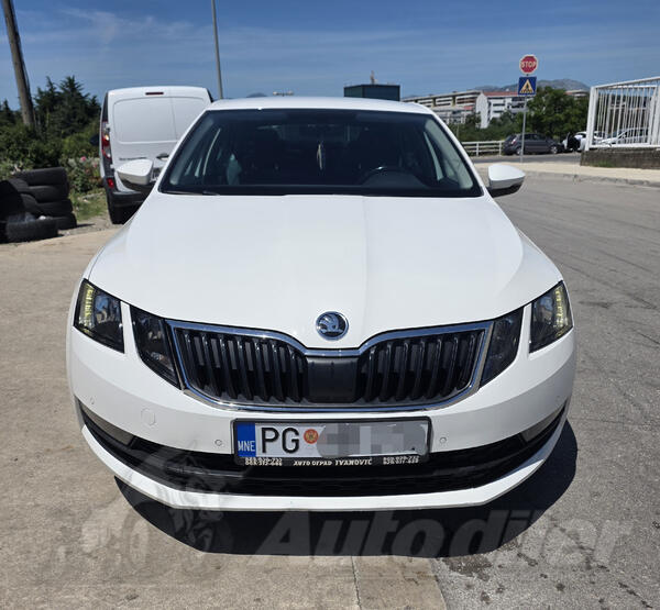 Škoda - Octavia - 1.6