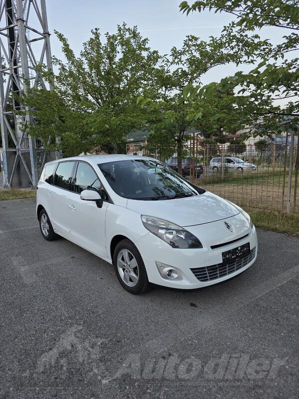 Renault - Grand Scenic - 1.5 dci 81kw