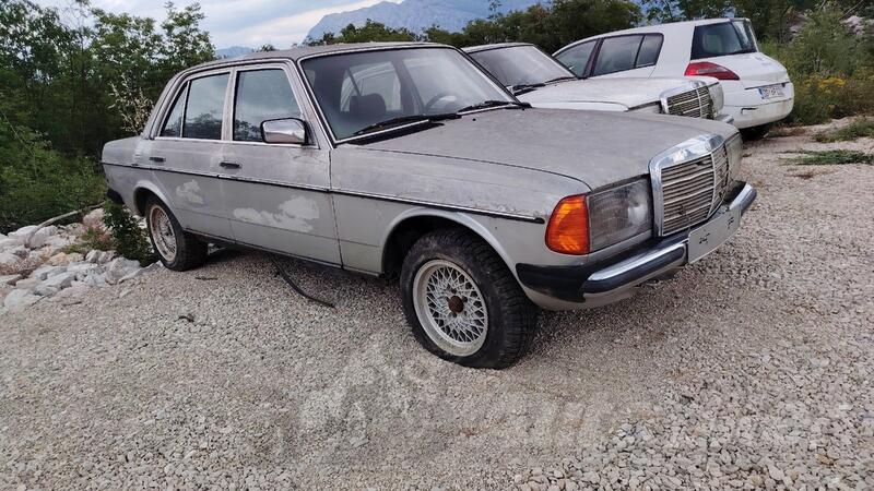Mercedes Benz - 200 - 200d