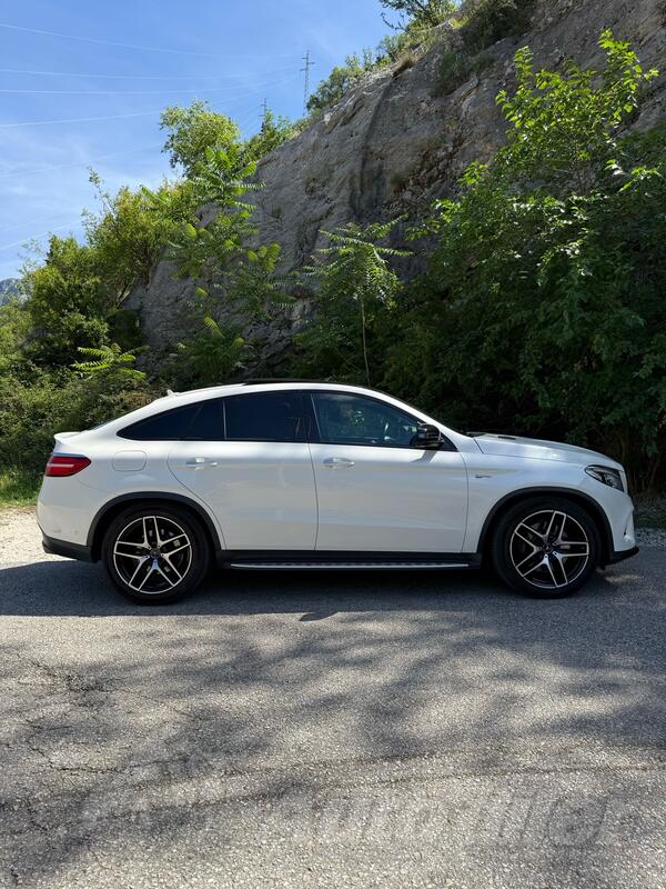 Mercedes Benz - GLE 43 AMG - 43 AMG