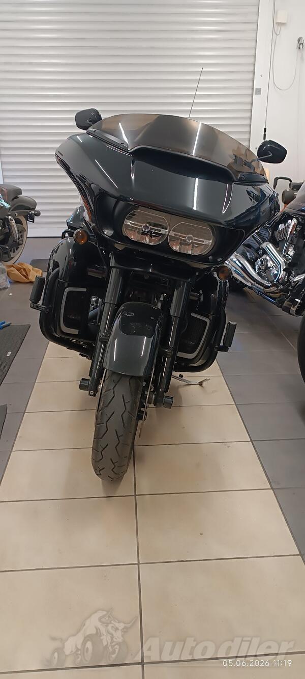 Harley-Davidson - Harley Davidson Road Glide 114"