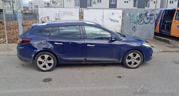 Renault - Megane - 2.0 DCI