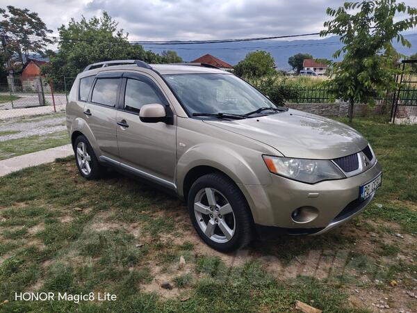 Mitsubishi - Outlander - 2.0 d