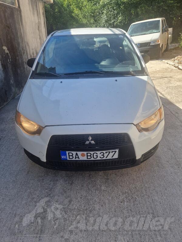 Mitsubishi - Colt - 1.3