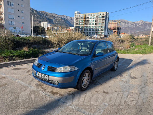 Renault - Megane - 1.9 DCI