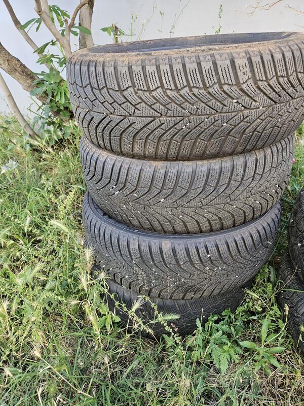Kumho - 215 60 16 - Зимняя guma