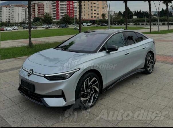 Volkswagen - ID.7 - Električno