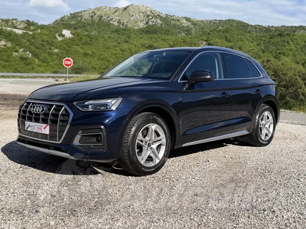 Audi - Q5 - 30 TDI S TRONIC//FACELIFT//