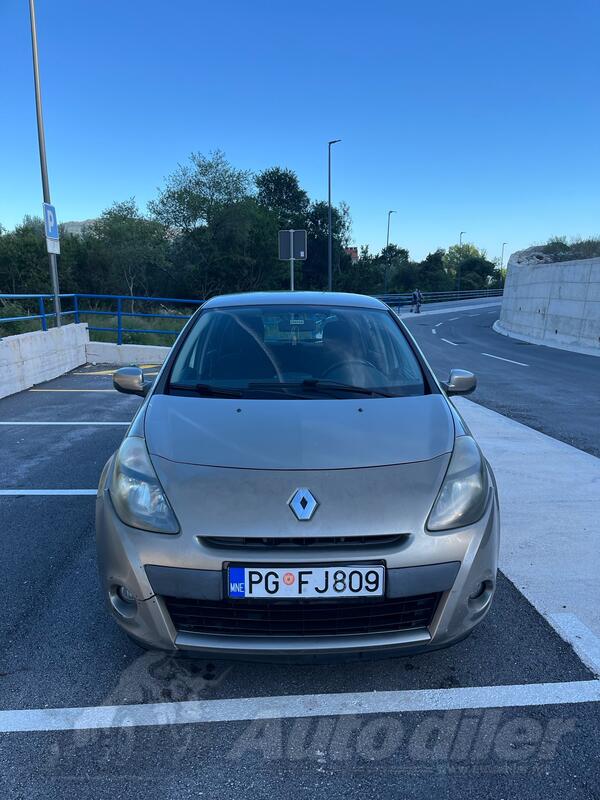 Renault - Clio - 1.6 benzinac