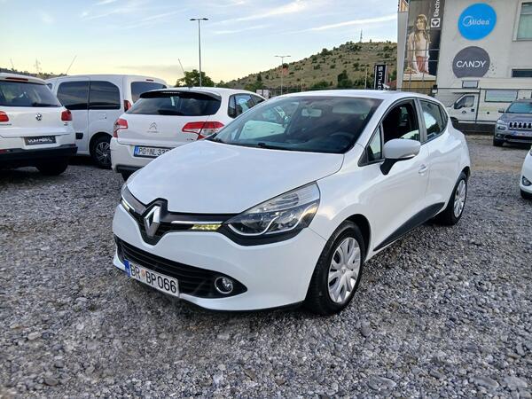 Renault - Clio - 1.5 dci