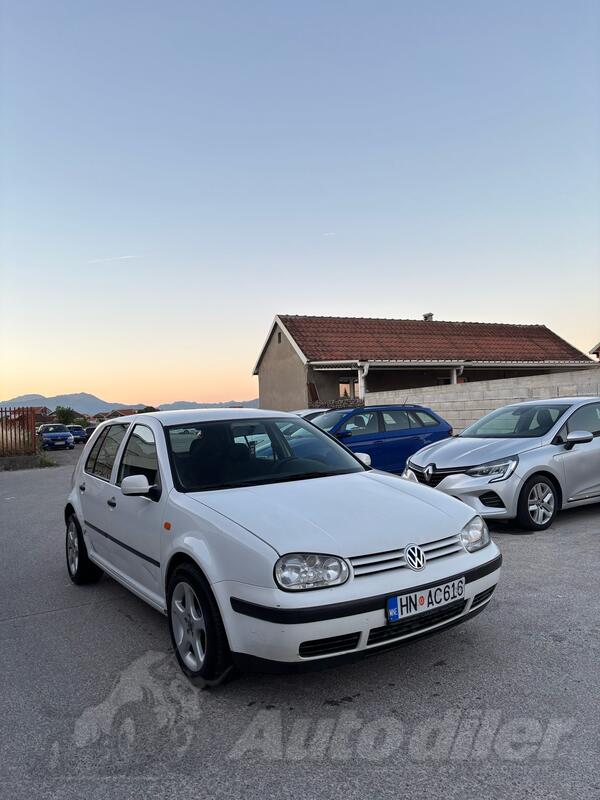 Volkswagen - Golf 4 - 1.9
