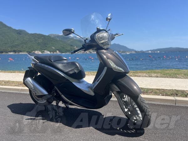 Piaggio - Beverly 300ie