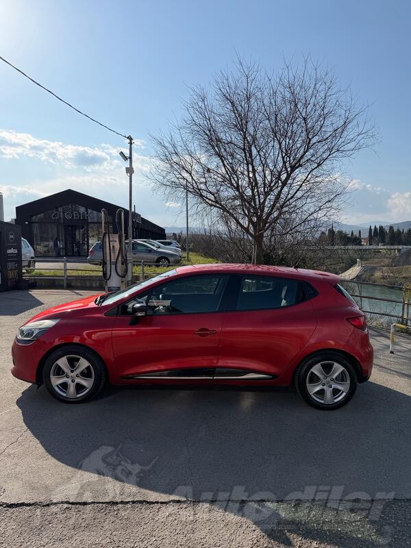 Renault - Clio - 1.5 DCI
