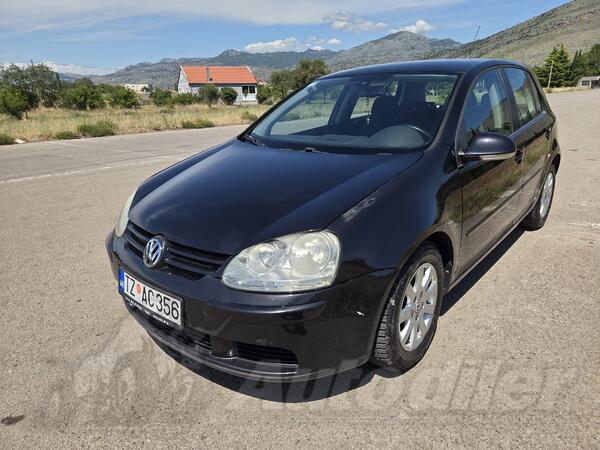 Volkswagen - Golf 5 - 1.9 TDI