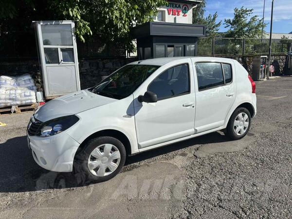 Dacia - Sandero - 1.2i