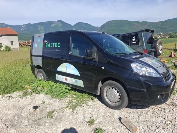 Peugeot - Expert - q _