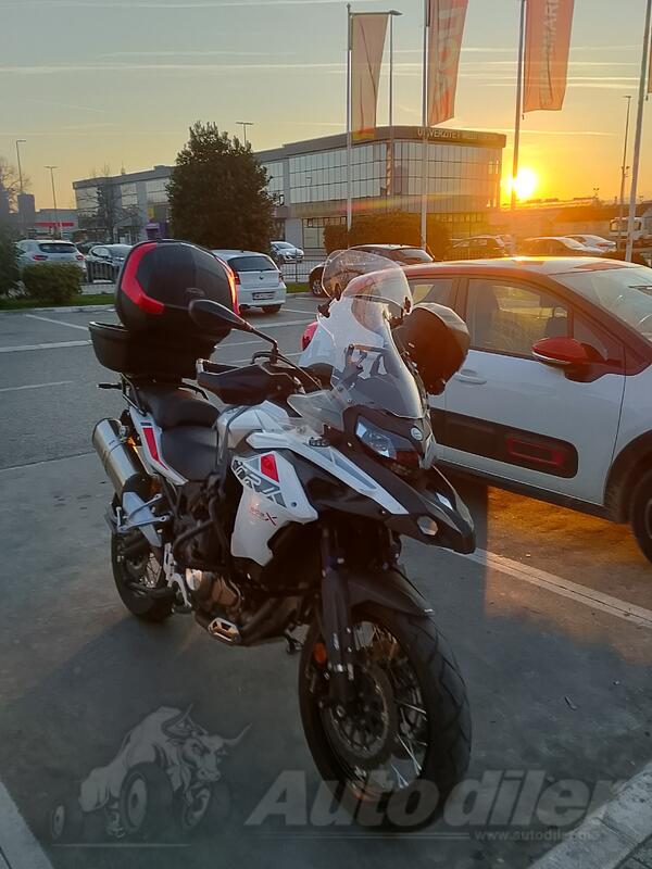 Benelli - trk502x