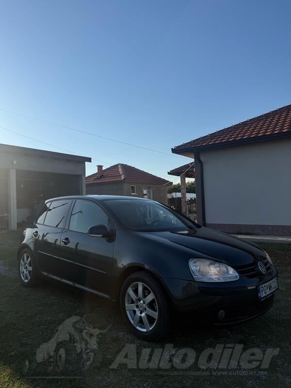 Volkswagen - Golf 5 - 1.9 TDI