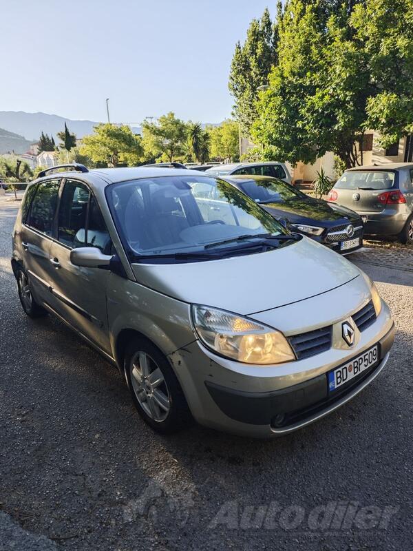 Renault - Scenic - 1.6 BENZIN