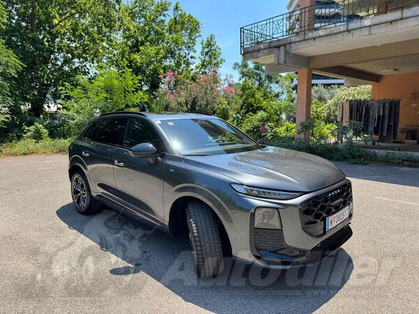 Audi - Q3 - 2.0 110kw S-line