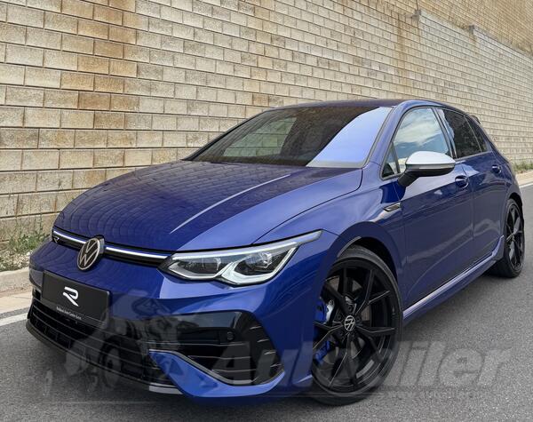Volkswagen - Golf 8 - R