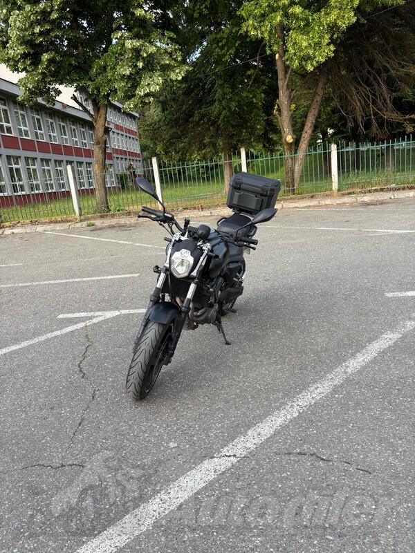 Yamaha - mt 03
