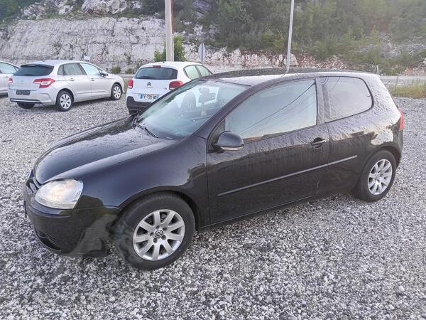 Volkswagen - Golf 5 - 1.9 TDI