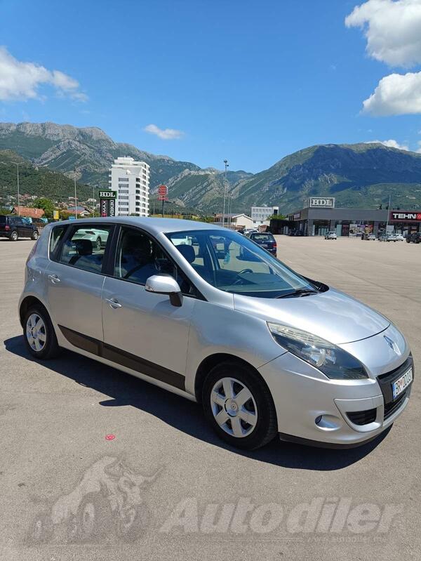 Renault - Scenic - 1.5 DCI