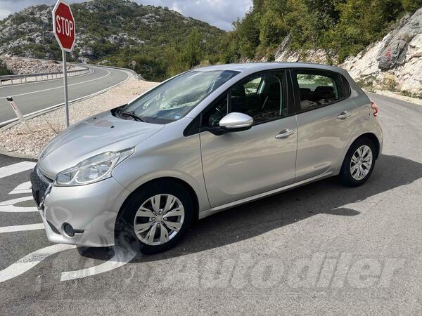 Peugeot - 208 - 1.4hdi