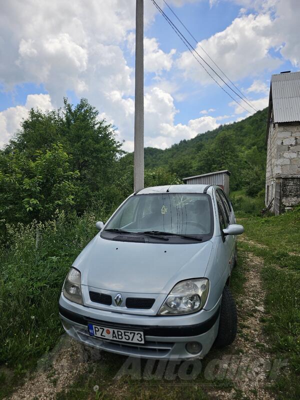 Renault - Scenic - 1.9 dci