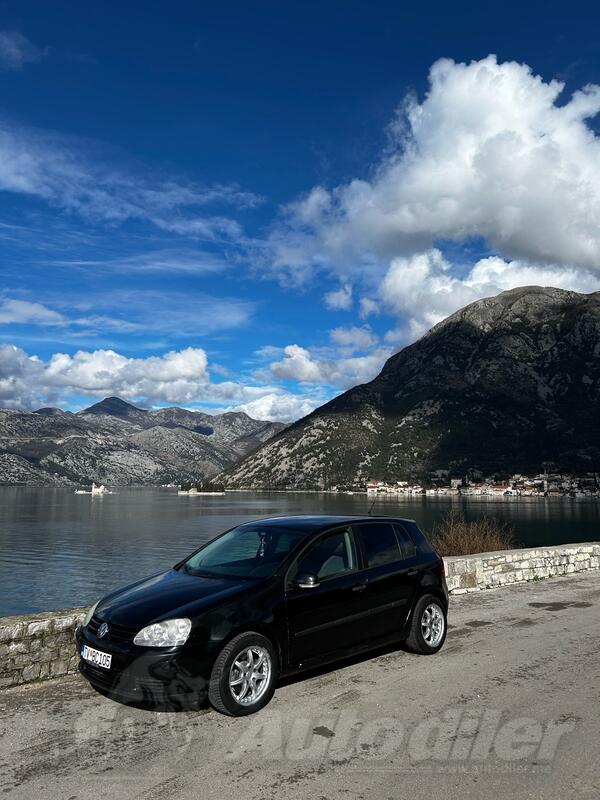 Volkswagen - Golf 5 - 1.9