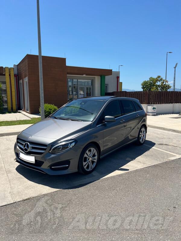 Mercedes Benz - B 200 - CDI 4 MATIC