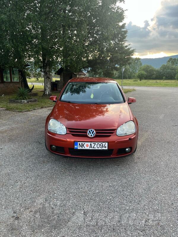 Volkswagen - Golf 5 - 1.9