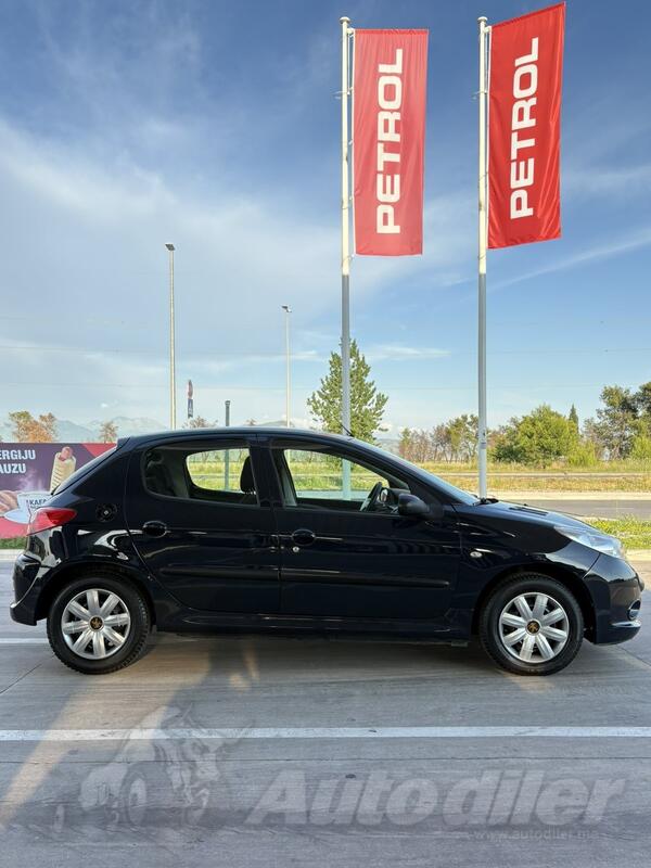 Peugeot - 206 plus - 1.4 HDI