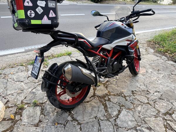 BMW - G310R