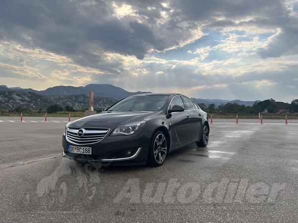 Opel - Insignia - 2.0 CDTI