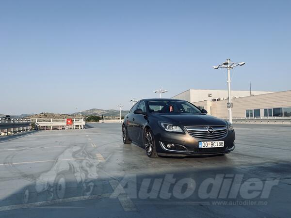 Opel - Insignia - 2.0 CDTI