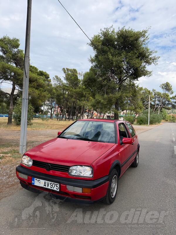 Volkswagen - Golf 3 - 1.6