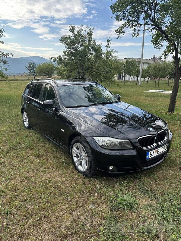 BMW - 318 - D