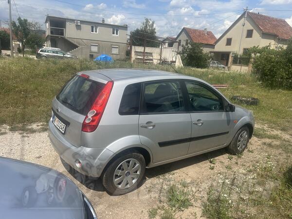 Ford - Fiesta - 1.4