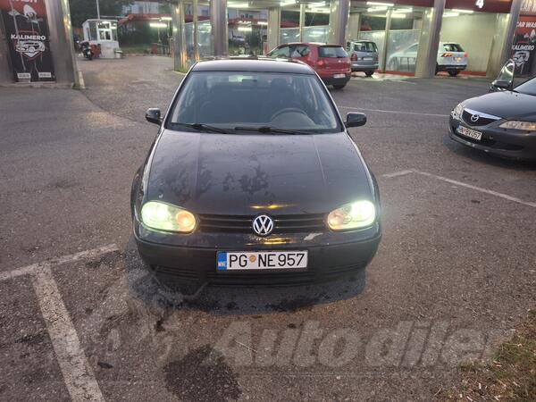 Volkswagen - Golf 4 - 1600