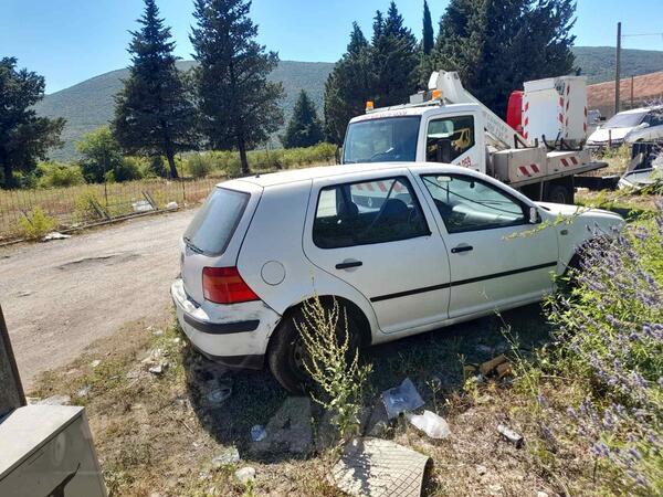 Volkswagen - Golf 4 - 1.9