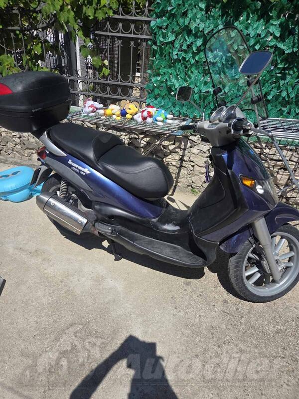 Piaggio - Beverly