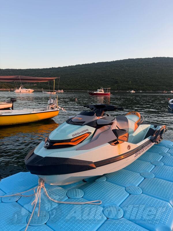 Sea-Doo - wake pro 230
